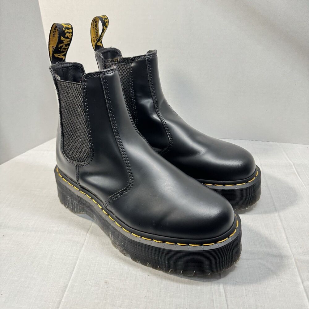 Dr Martens 2976 Quad Smooth Leather Platform Chelsea Boot Mens 8 Womens 9 Black